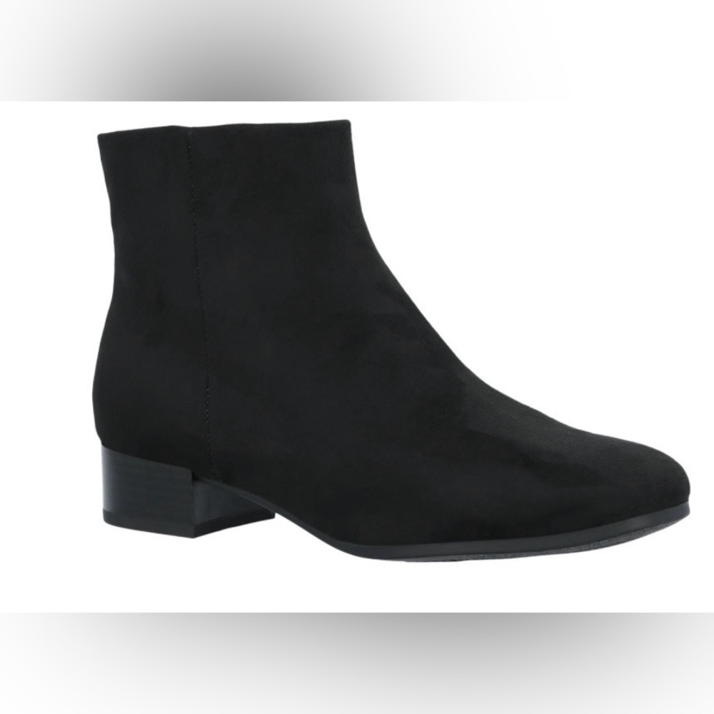 Time And Tru Women’s Faux Suede Ankle Boots With Zipper Size 10 Wide Width NWT